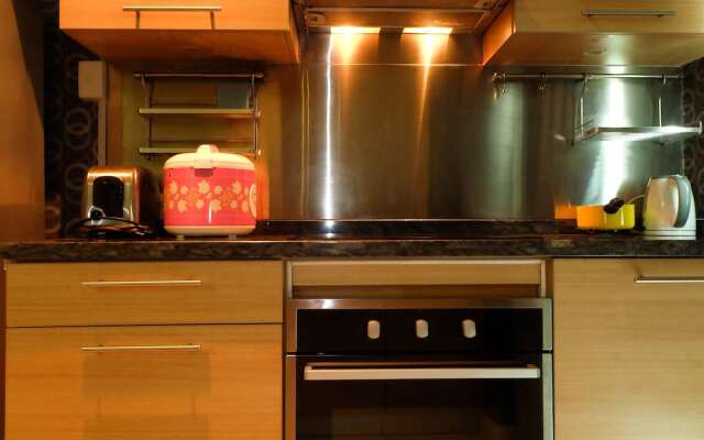 Luxury 3 Bedroom The Peak Apartment By Travelio