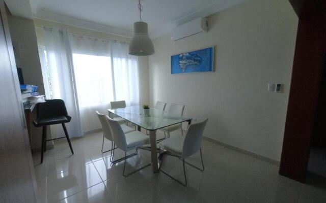 H2 Exclusive apartment near the the ocean