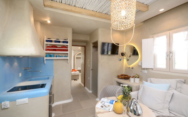 Naxos Euphoria Suites