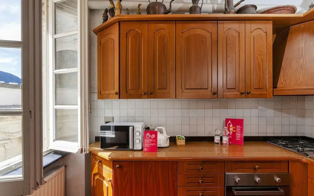 Seaview Apartment Near the Castle by Wonderful Italy