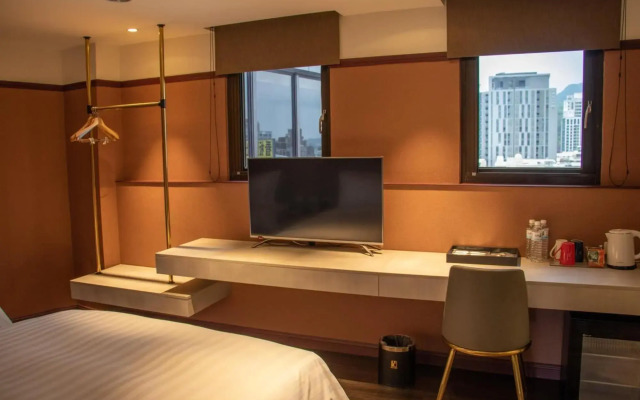 Q21 Hotel