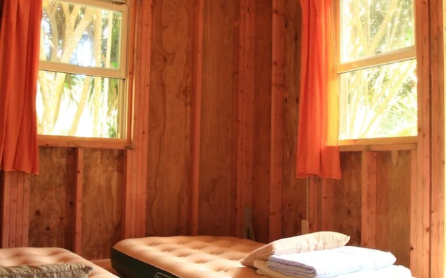 Shanti Bungalow