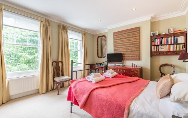 Large Family home in Fulham