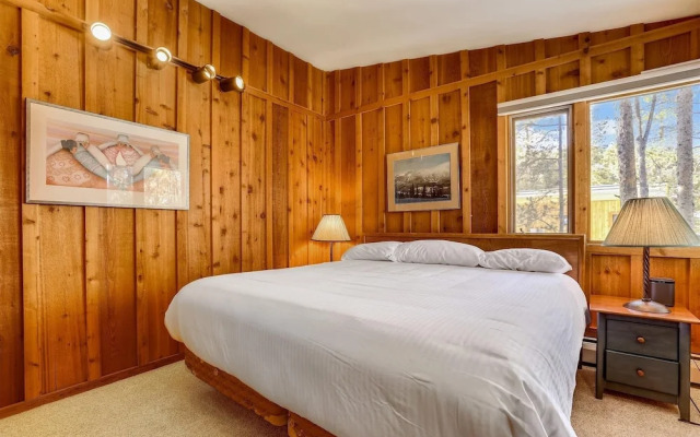 Red Feather 5 Bedroom Home by Redawning