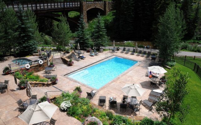 Lionsquare Lodge North #282 2 Bedroom Condo by RedAwning