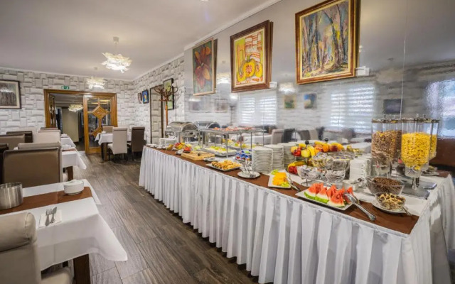 Centrál Hotel
