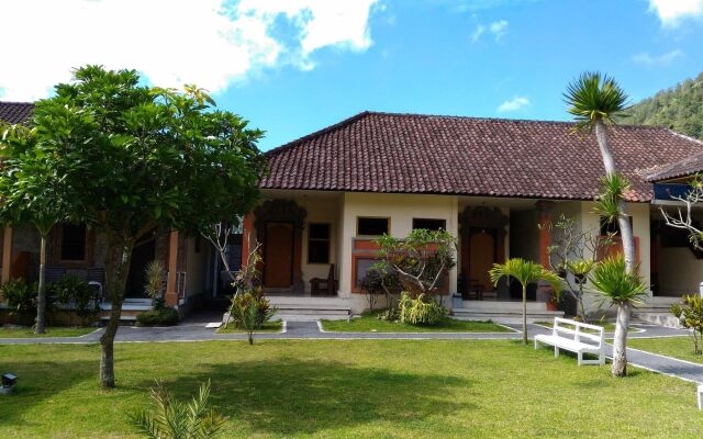 Segara Hotel and Restaurant