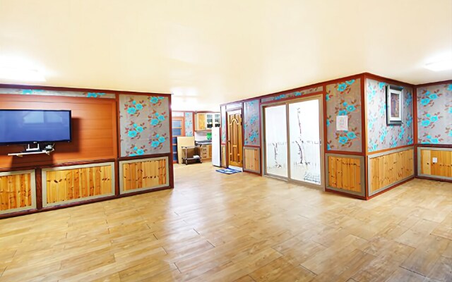 Jung Pension