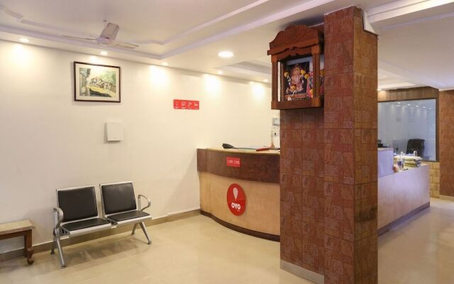 OYO 15090 Hotel Rajdeep