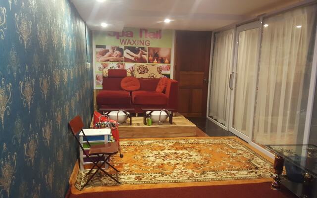 Ananta Hotel