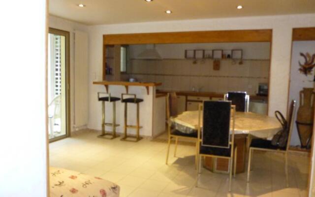 Cannes Three Bedrooms Drap D'Or