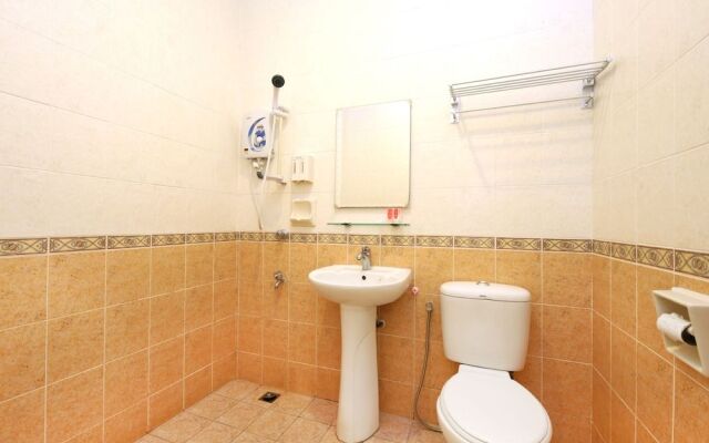 OYO 750 Comfort Hotel