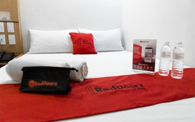 Reddoorz Near Starmall Alabang
