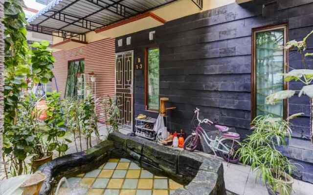 Oyo 91298 Rumah Cantik Homestay