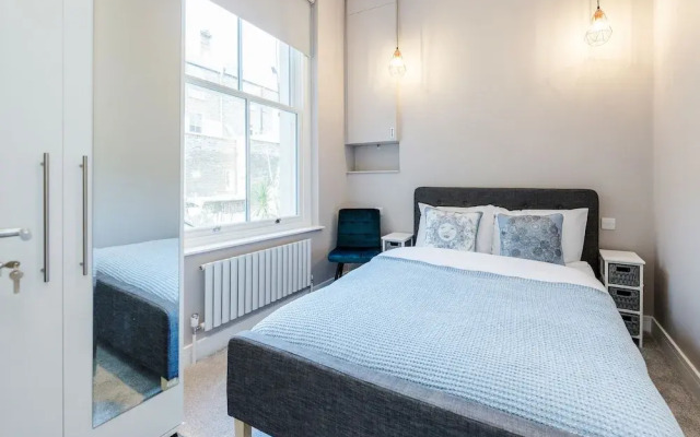Stylish 2bed 2bath in Notting Hill