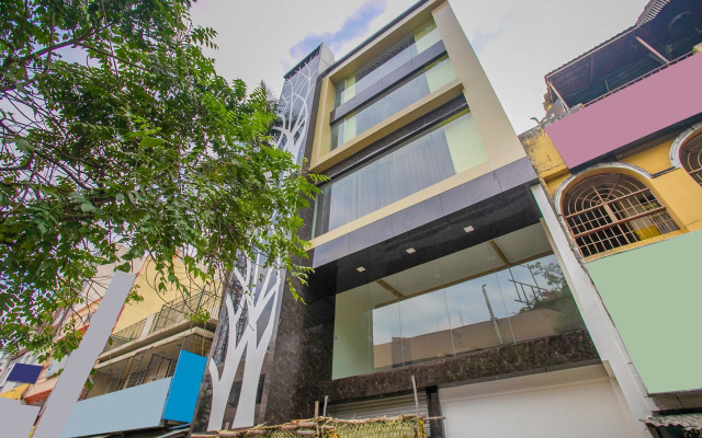 OYO 19934 Hotel Golden Arch