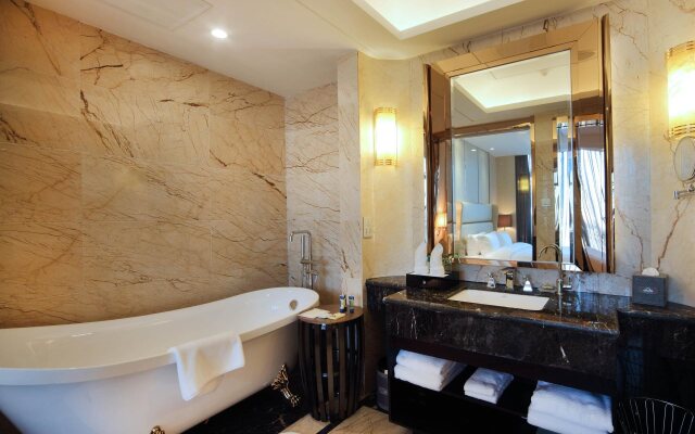 Days Hotel by Wyndham Wenyi Anhui