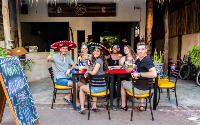 oOstel Smart Hostel - Tulum Playa