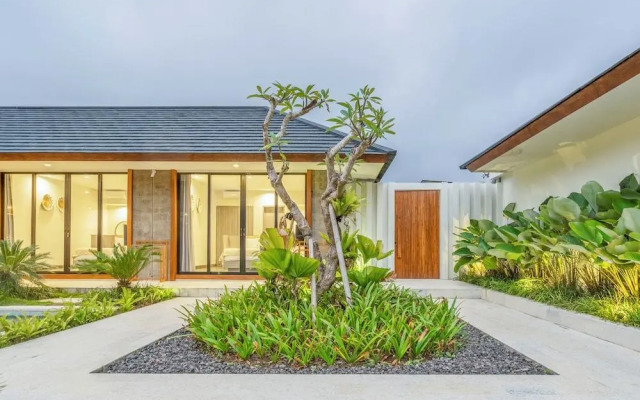 Villa The Kayu by GORO