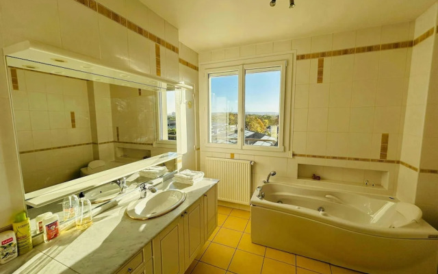 L Appart L Onard 10 Couchages Parc des Expos