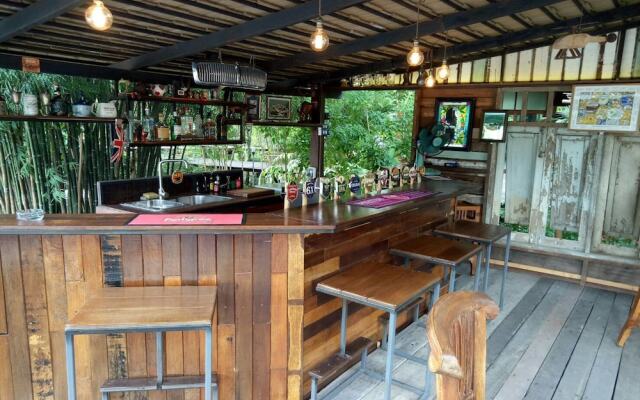 Rustic Charm Suphan