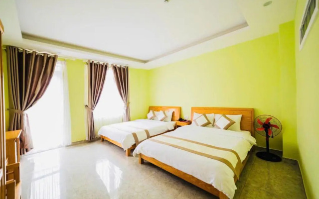 Trung Nhan Hotel