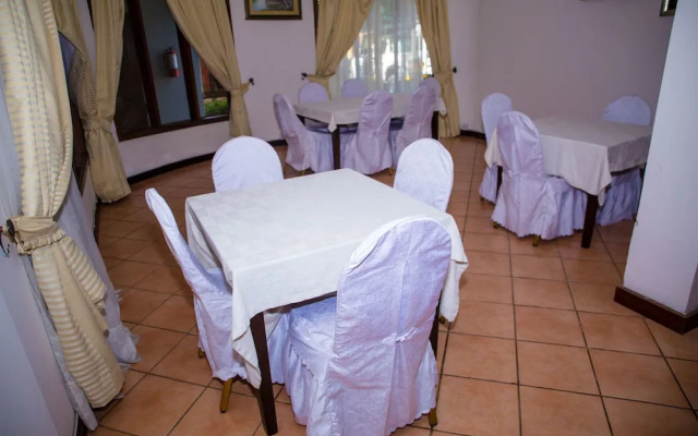 Saadani Park Hotel