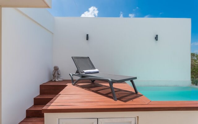 Panoramic By Alegria Rentals and Sandy Powerful