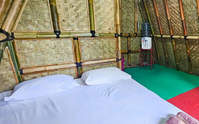 Bukit Senyum Residence Mitra RedDoorz – Guest Rooms – Patengan