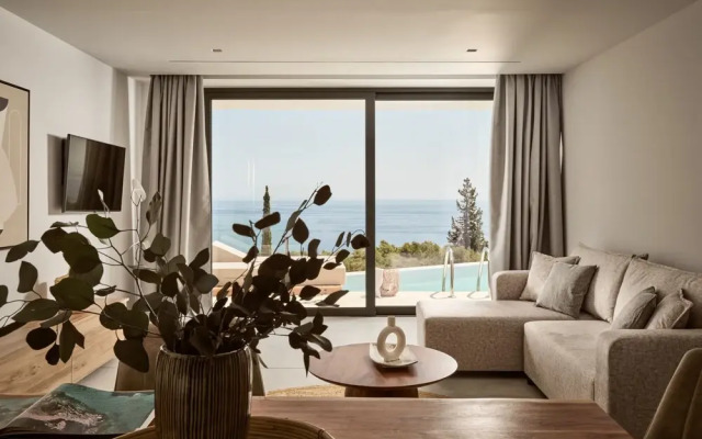 The Sall Suites Complex B - Sea Views