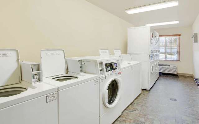 WoodSpring Suites Washington DC Andrews AFB