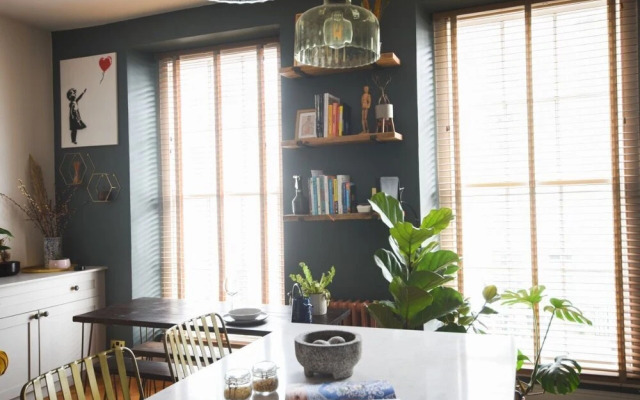 Hidden Gem! 1 bed Flat Near Clifton Triangle