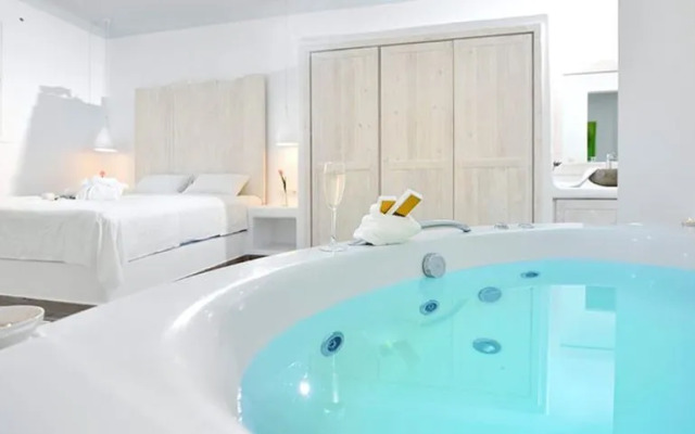 Mykonos Lumiere Villas