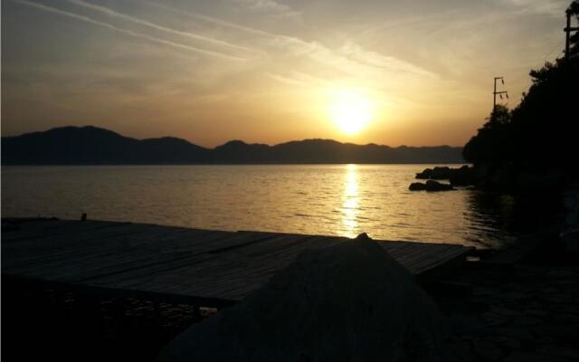 Monte Beach Resort