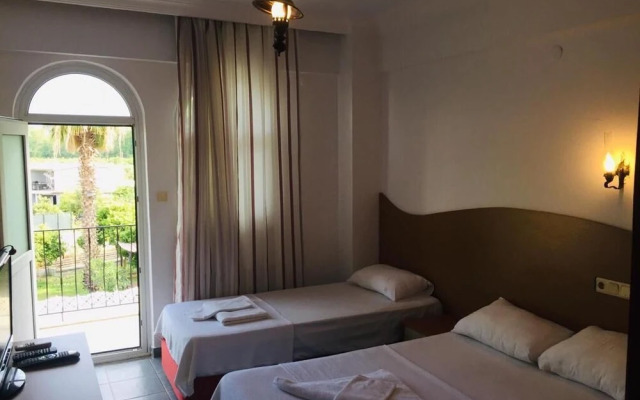 Alper Hotel