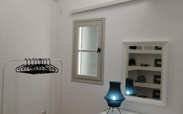 Aegina Port Apt 4