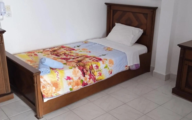 Studios Apartments Kapetanios