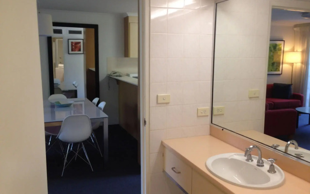 Adina Serviced Apartments Canberra Kingston
