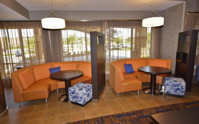 Courtyard by Marriott Asheville Airport