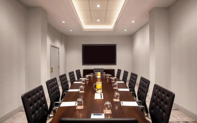 Sheraton Philadelphia University City Hotel