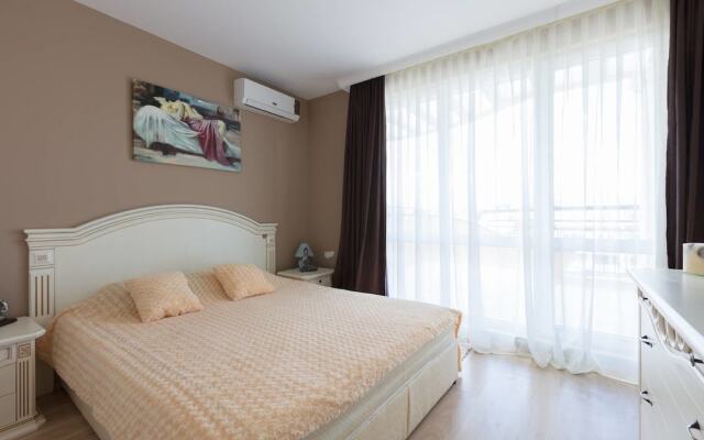 Two Bedroom Apartment with Large Balcony