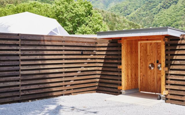 Dots by Dot Glamping Suite 001