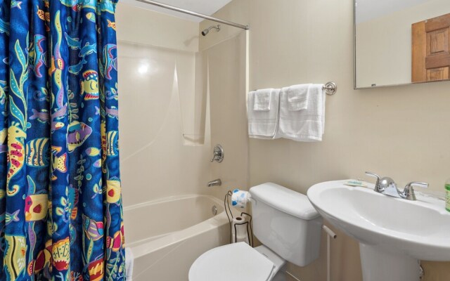 Sedgefield 102 by RedAwning