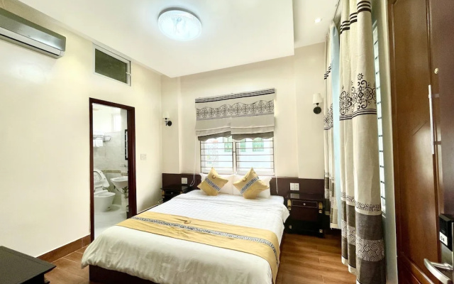 Libra Hotel