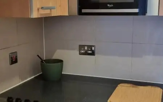 Stunning 2-bed Apartment Near Colindale Station
