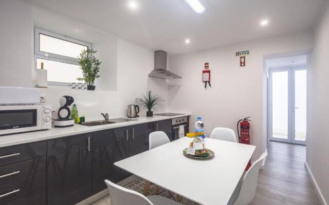 WelcomeBuddy - ANCO 56 - Cozy Retreat with Terrace