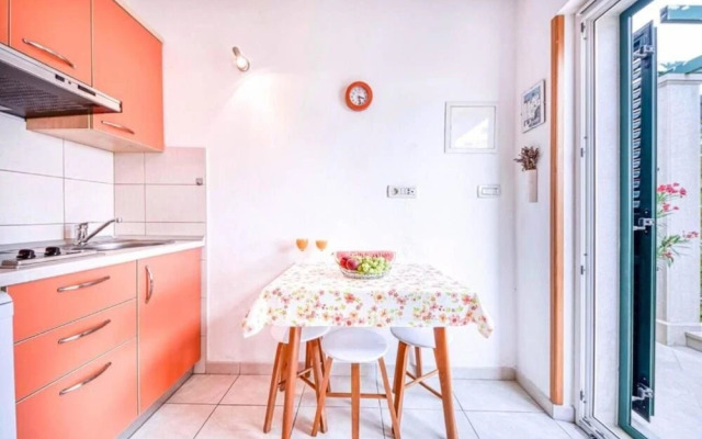 Ennio - 100m From the Beach - A1 Narančasti