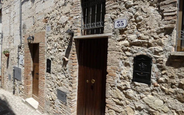 SCAPPO IN UMBRIA, CasaLina