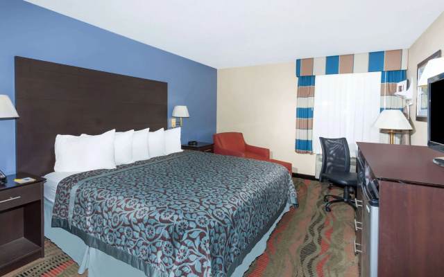 Days Inn by Wyndham Springfield