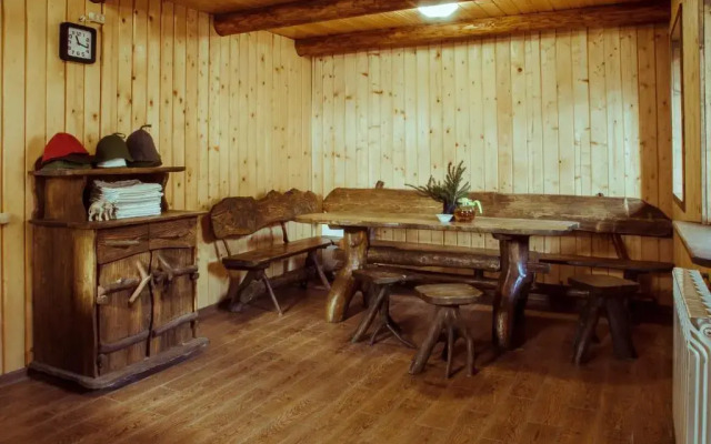 Camp Bilyi Slon